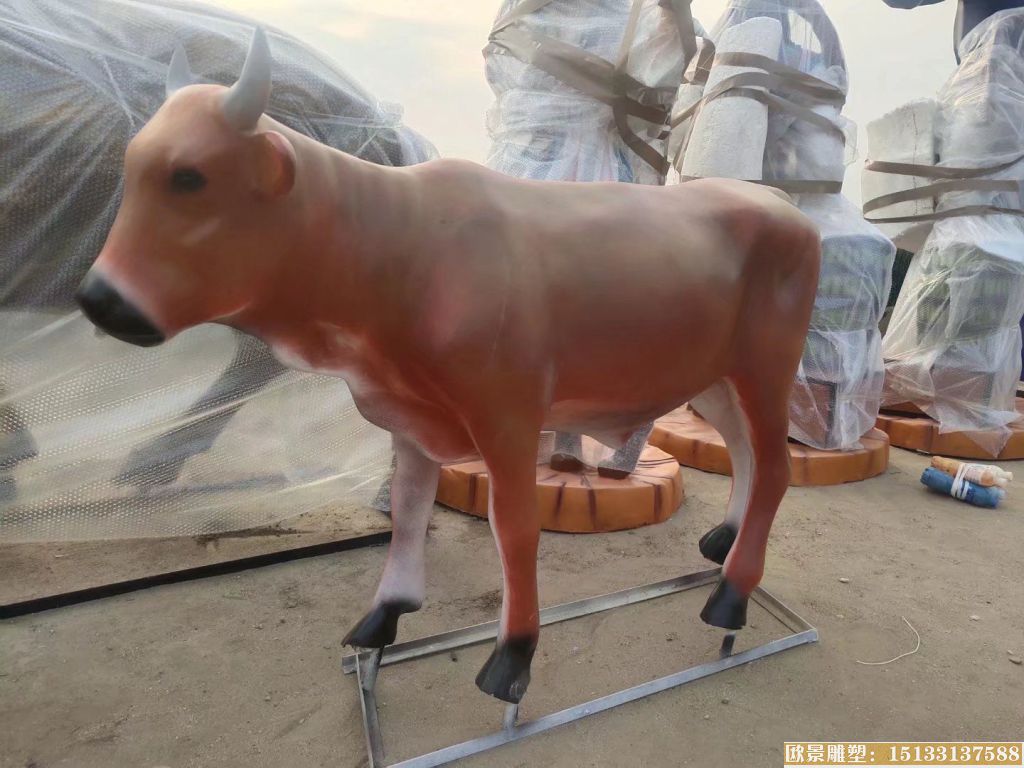玻璃钢牛雕塑 黄牛动物雕塑1