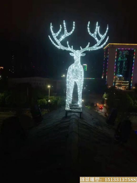 不锈钢大型镂空鹿雕塑，灯光鹿雕塑1