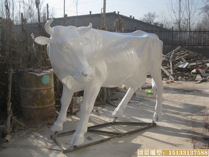 玻璃钢雕塑牛雕塑制作