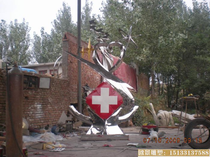 医院不锈钢雕塑 十字医院雕塑定制